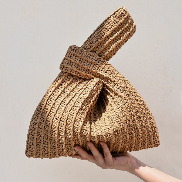 Raffia Knot Bag in Tan, Crochet Raffia Handbag, Summer Wrist Bag, Minimal Straw Bag, Handcrafted Pouch Purse — The Raffia Knot Bag