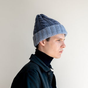 Bonnet pour homme personnalisé, bonnet de bloc de couleur, chapeau en tricot pour homme, chapeau personnalisable, cadeau pour lui, bonnet bicolore, chapeau dhiver pour homme image 4