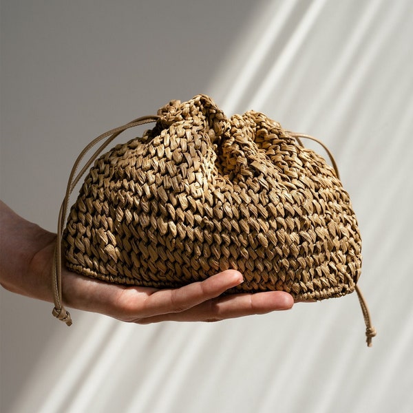 Raffia Pouch Bag, Crochet Raffia Handbag, Short Strap Crossbody, Summer Wrist Bag, Minimal Straw Bag, Mini Bag — The Aster Raffia Pouch