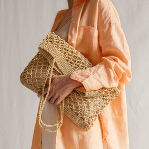 Raffia Net Bag in Natural, Crochet Raffia Tote, Summer Tote Bag, Straw Mesh Bag, Handcrafted Tote, Net Shoulder Bag