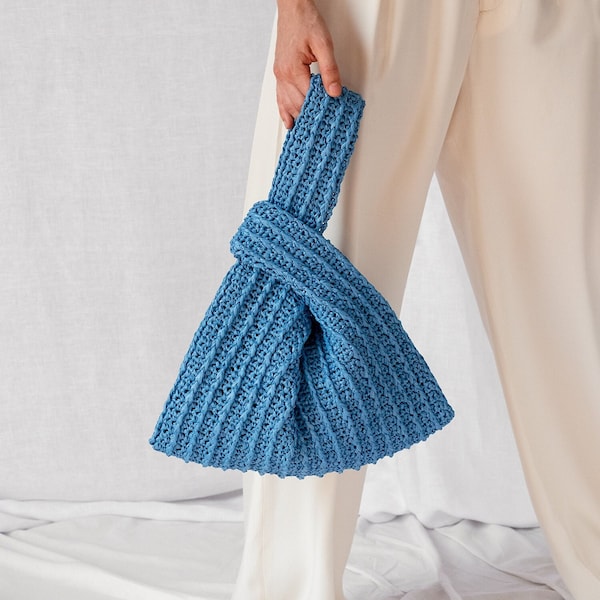 Raffia Knot Bag in Ocean, Crochet Raffia Handbag, Summer Wrist Bag, Minimal Straw Bag, Handcrafted Pouch Purse — The Raffia Knot Bag