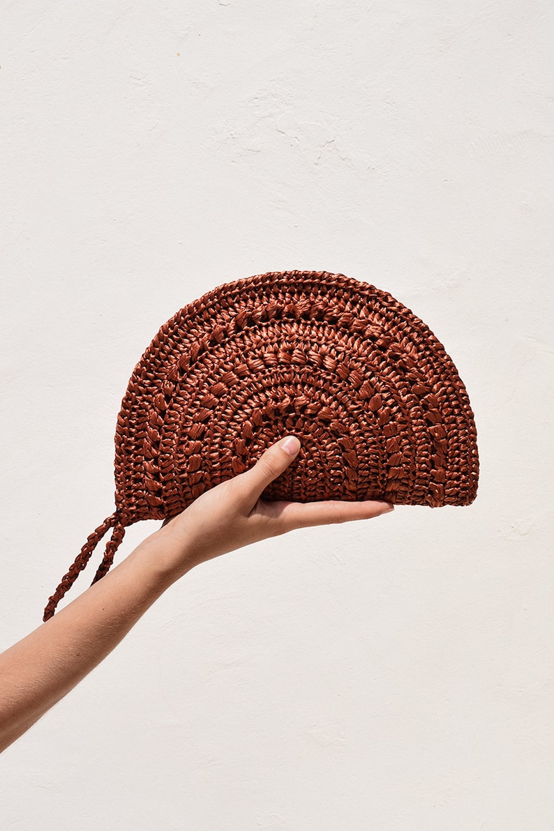 Crochet Raffia Clutch, Half Moon Clutch, Straw Wristlet Purse, Minimal Boho Clutch, Raffia Handbag, Crochet Summer Bag Raffia Moon Clutch image 10