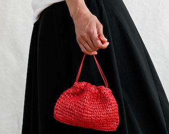 Raffia Beutel Tasche, Gehäkelte Raffia Handtasche, Sommer Handgelenk Tasche, Minimale Stroh Tasche, Rote Mini Tasche - — Die Aster Raffia Tasche
