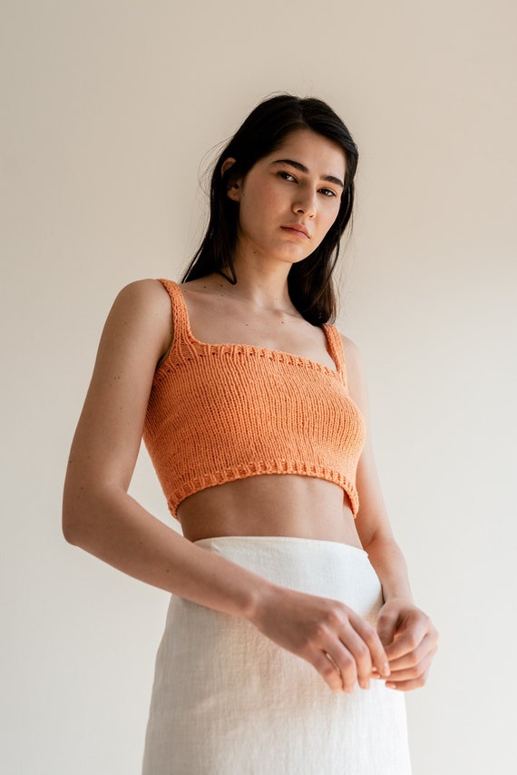 Square Neck Crop Top, Minimal Knit Top, Cropped Yoga Top, Hand Knit, Square  Neckline, Knit Bra, Fitted Cotton Bralette in Peach Sorbet 