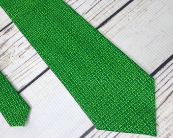 Computer Binary code tie, computer code necktie, binary code gift, binary matrix tie, programer gift, computer language, graduation gift