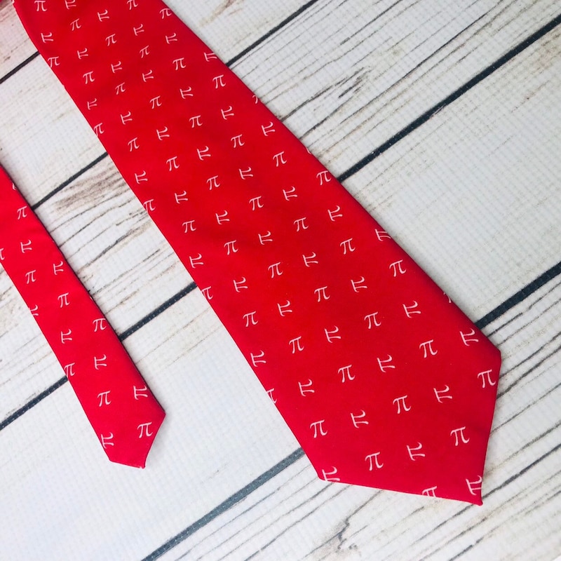 pi tie