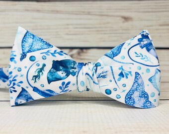 Stingray bowtie, watercolor ocean, Manta ray bowtie, string ray bowtie, Ocean bowtie, animal bowtie, marine biology accessory