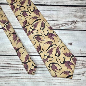 Corbata de dragón, corbata de anfípteros, regalo de dragón, dragón negro sobre oro