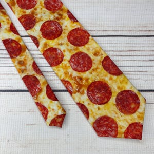 Pizza tie, Pepperoni pizza necktie, food accessory, pizza gift
