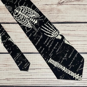 Skeleton necktie, Orthopedic tie, Chiropractic tie, Medical necktie, Human bones accessory, chiropractor gift, doctor tie, GLOW in the DARK