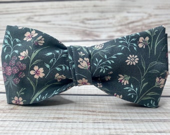 Pink grey floral bowtie, calico bowtie, tiny flower bowtie, wedding bowtie, grey purple bowtie, grey floral bowtie