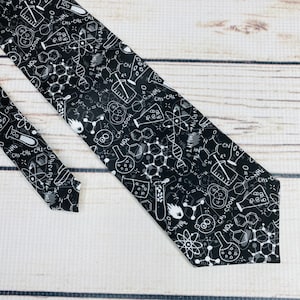 Science tie, Chemistry tie, Laboratory necktie, physics tie, chemist gift, black and white, teacher gift, scientist tie, science accessory