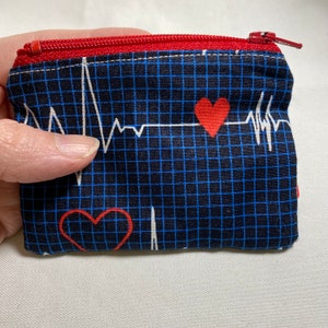 Ekg Heartbeat pouch, small medical bag, nurse coin purse, doctor zipper pouch, medical accessory, EKG gift, doctor gift