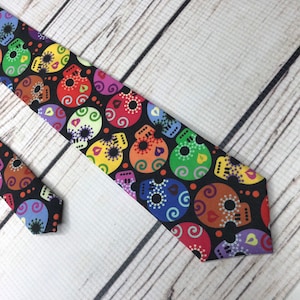 Day of the Dead tie, Sugar Skull necktie, Halloween tie, mens sugar skull, Dia de los Muertos,  mexican skull necktie