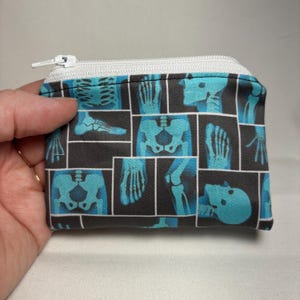 X Ray zipper pouch, Radiology gift, Skeleton coin purse, Orthopedic zipper pouch, Chiropractic gift, x ray bag, bones accessory bag