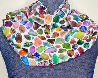 Sciarpa geologica, sciarpa in agata, regalo per geologo, accessorio geologico, lapidario arcobaleno, sciarpa gemmologica, regalo per insegnante di geologia