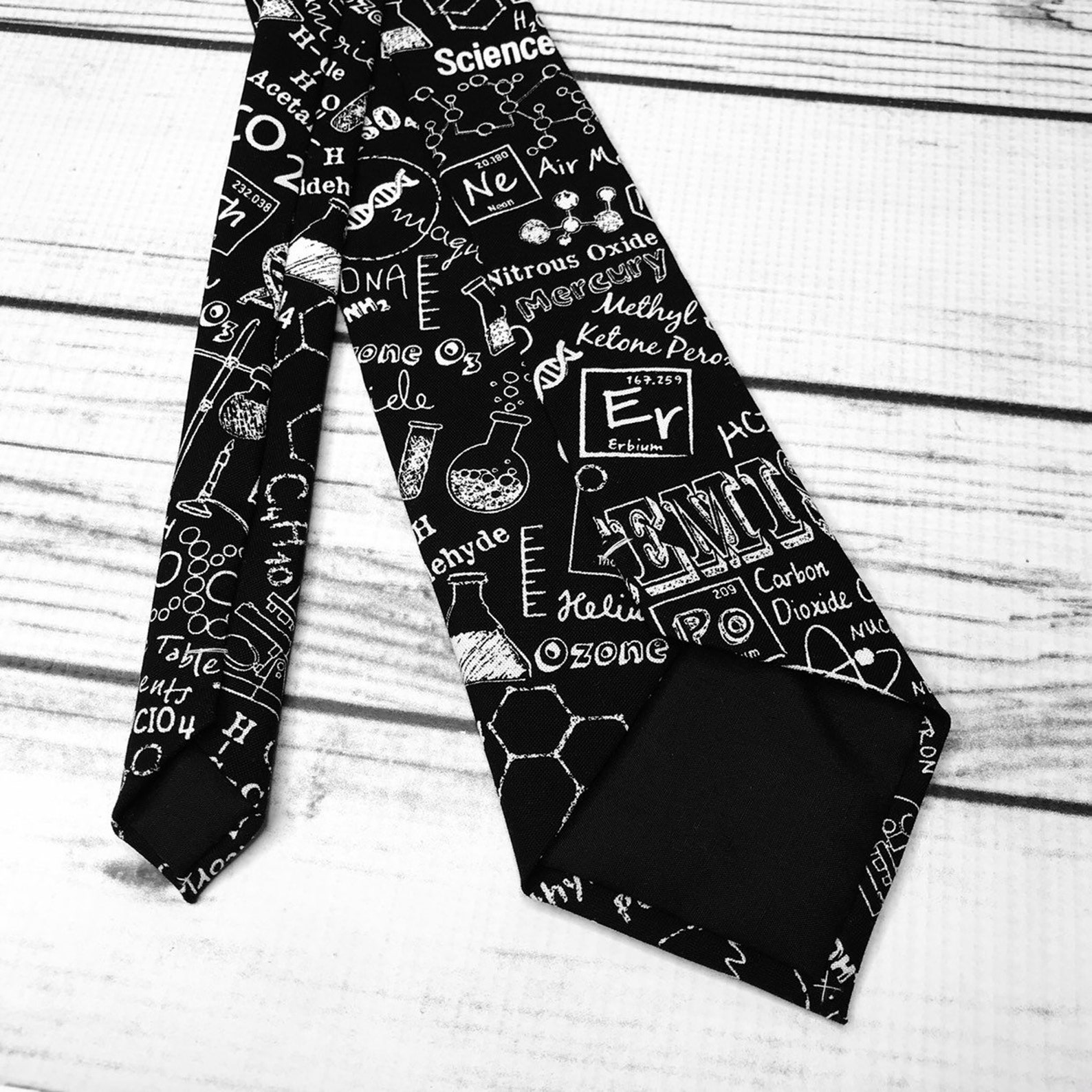 chemistry tie
