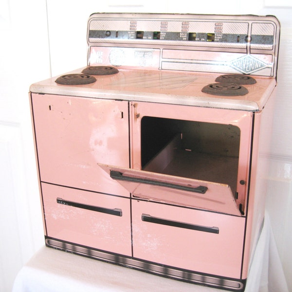 Vintage Pink Wolverine Toy Tin Stove / Oven
