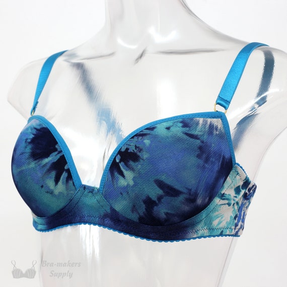 AMANDA & ALYSSA T-shirt Bra Pattern From Pin up Girls 