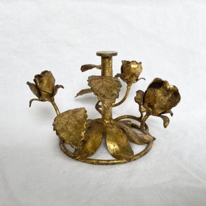 Tole Rose Stand, Vintage vergoldete Metall Blumen Kompott Teller Basis, Gold Floral