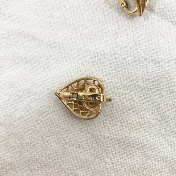Crown Trifari Clip Earrings, Gold Heart B - image 4
