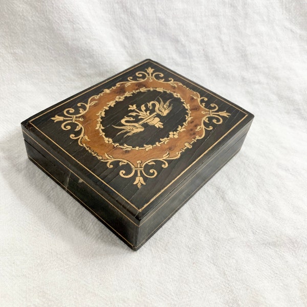 Vtg Italian Inlaid Wood Marquetry Jewelry Box Dresser Valet 4.5" x 3.75" ITALY