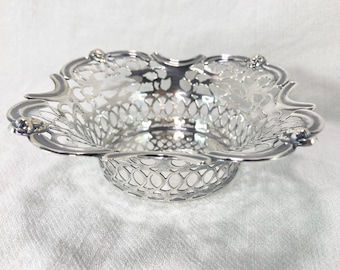 Small Silver Plated Filigree Basket, pierced EPNS trinket dish