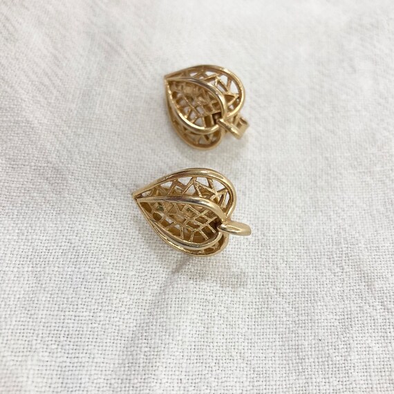 Crown Trifari Clip Earrings, Gold Heart B - image 5