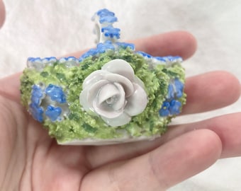 Miniature Elfinware Porcelain Basket, Mossware Flower Encrusted