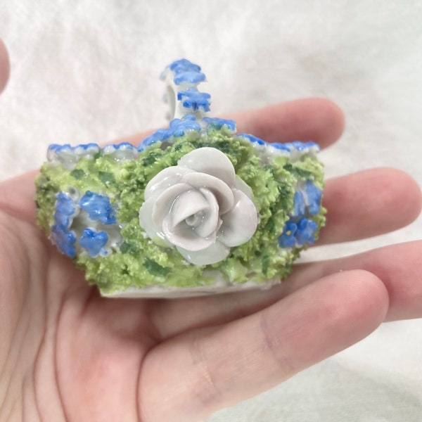 Miniature Elfinware Porcelain Basket, Mossware Flower Encrusted