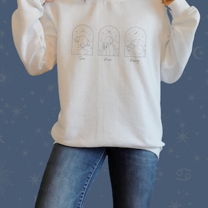 Sudadera personalizada con diseño de Sol y Luna Ascendente - Sudadera unisex con capucha - Regalo del zodiaco - Top celestial para amantes de la astrología - Ropa retro acogedora