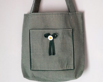 Tote bag for women/handmade cotton fabric shoulder bag/handbag/purse/lunch bag/book bag/travel bag/green and white checkered gingham