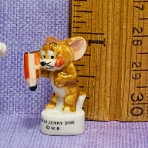 TOM & JERRY Kot i mysz z ołówkiem Cartoon MGM Hanna Barbera Vintage French Feve Feves Figurka Doll House Miniatures Y26