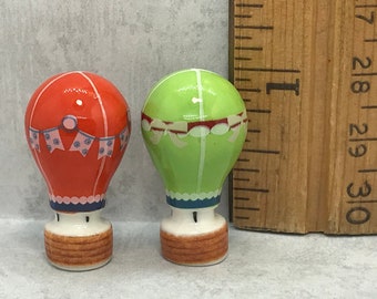 Tiny HOT AIR BALLOONS Airship Ballooning  2pcs - French Feve Feves Figurines Porcelain Dollhouse Miniatures Figure Balloon AB86