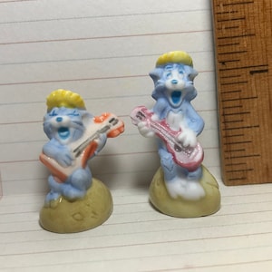 TOM & JERRY Tropikalne wakacje Muzycy Ukulele Śpiewający Kot Mysz Kreskówka MGM Hanna Barbera - Francuski Feve Feves Miniatury Domków Dla Lalek AB30