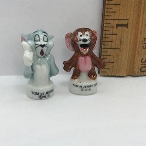 TOM & JERRY Vintage Friends Enemies Joking Cat Mouse Cartoon MGM Hanna Barbera  French Feve Feves Dollhouse Miniatures Y26