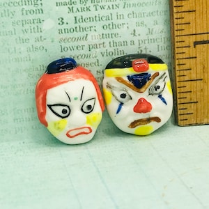 Vintage Japanese KABUKI Dance Theatre Chinese Opera Masks Tiny Mask Hand Painted - French Feve Feves Figurines Dollhouse Miniatures  W124