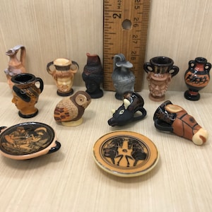Ancient GREEK POTTERY Classical Art Museum Artifact Vase Pitcher Amphora Plate Dish French Feve Feves Mini Dollhouse Miniatures V306