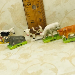 Tiny COW Calf Bull Cattle breed cows Breeds Hand Painted  French Feve Feves Mini Dollhouse Miniature M132