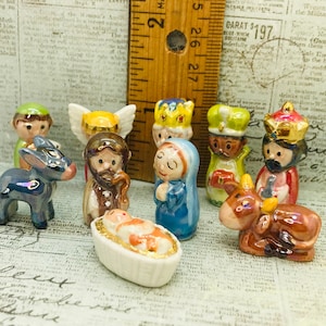 Iridescent NATIVITY Mary Joseph Wise Men Santons 10 pcs Tiny Creche Youth Kids -  French Feve Feves Porcelain Figurines  Miniatures Mini YR1
