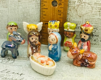 瞬間お値下げ‼️とっても素敵！ クリスマス キリスト降臨　人形セット 陶器製 Amazon.co.jp: キッズキリスト降誕セット - クリスマス キリスト降誕の