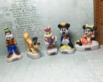 Figuras de porcelana de Disney Mickey Mouse, Minnie, Daisy, Pato, Pluto y Goofy de French Feves, muñecos en miniatura para bebés King Cake Q42