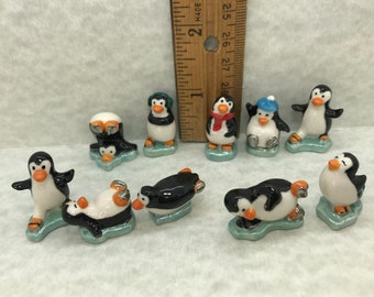 Tiny PENGUINS On ICE Skating Playful Penguin Hand Painted Arctic Birds Bird - French Feve Feves Porcelain Figurine Dollhouse Miniatures J319