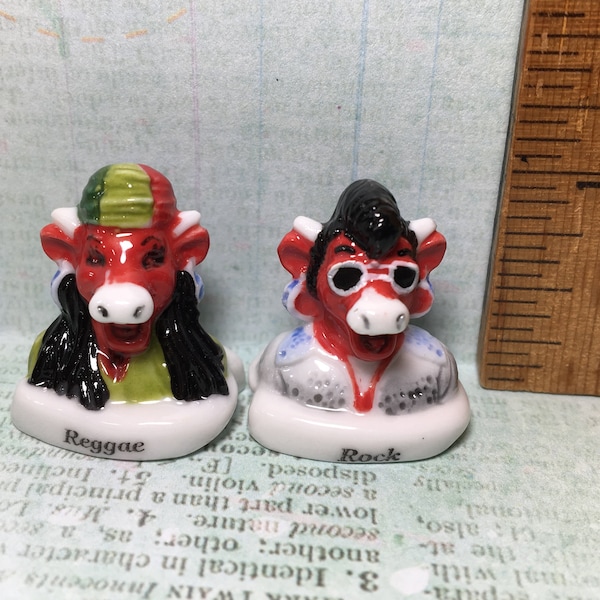 The Laughing Cow MUSIC COWS advertising Rock & Reggae La Vache Qui Rit- French Feve Feves Figurine Tiny Miniature ZZ32