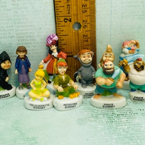 DISNEY&#39;s PETER PAN Tinkerbell Captain Hook 10 pc set- French Feve Feves Figurines Dollhouse Miniatures AA102
