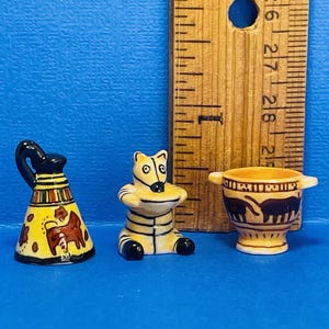 2 Ancient ROMAN ARTIFACTS Pitcher Bowl Bear Statue Greek Classical Museum Archeology Art Pottery French Feves Mini Dollhouse Miniature B133