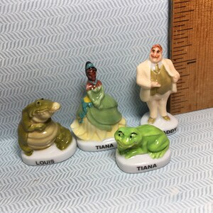 Princess and the frog figure set outlet