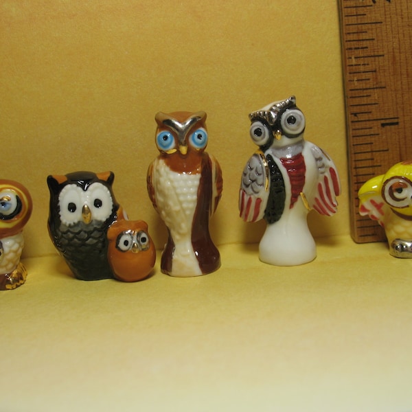TINY OWLS Owl Wise Old Barn Wood Hoot - French Feve Feves Figurines Dollhouse Miniatures QQ4