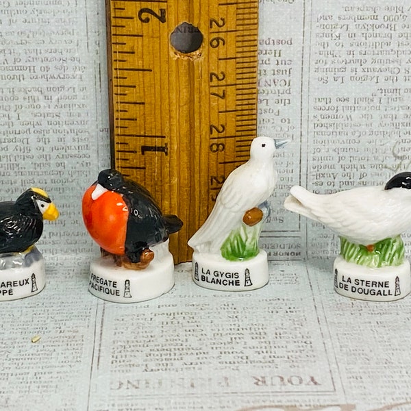 Sea Birds Waterbirds birds Sterne Gull Gygis Frigate Tufted Puffin Ocean - French Feve Feves Porcelain Figurine Dollhouse Miniatures W234