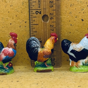 Chicken & Rooster ROOSTERS Birds Farm Animals Bird Hen Tiny Porcelain Feves Figurine Dollhouse Miniature Chickens AC1